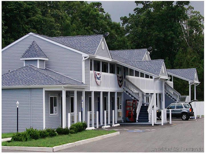 Village Inn & Suites - Smithville Exterior photo