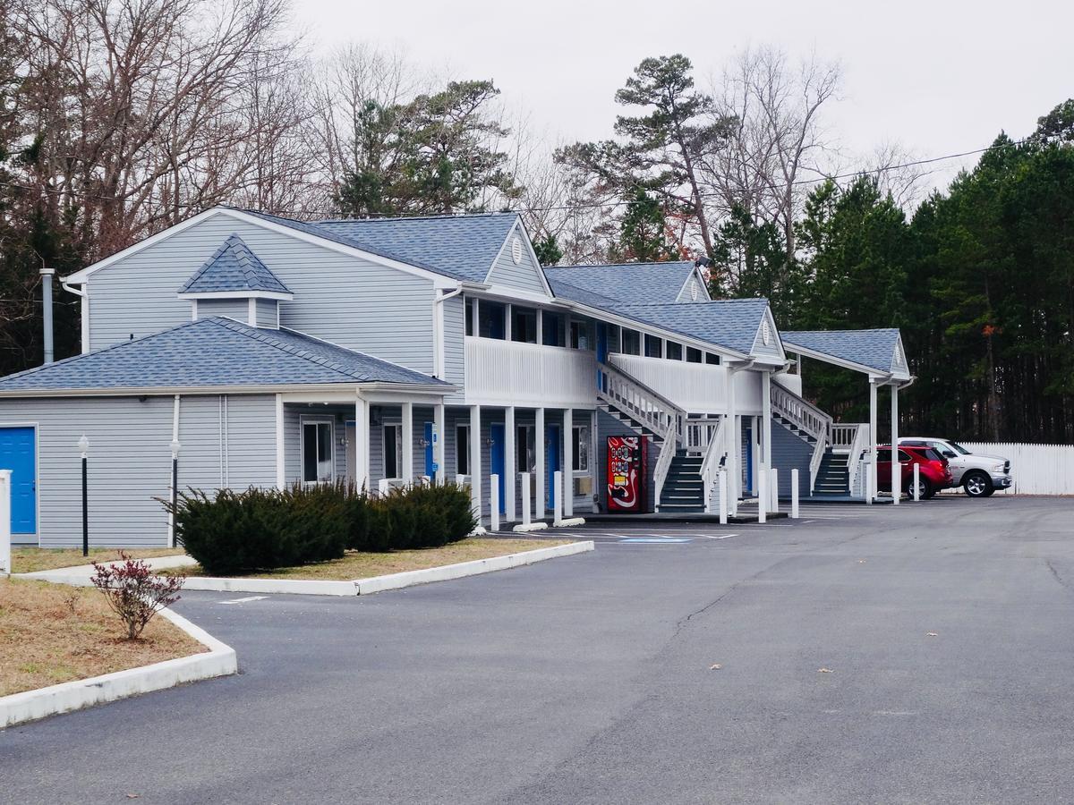 Village Inn & Suites - Smithville Exterior photo